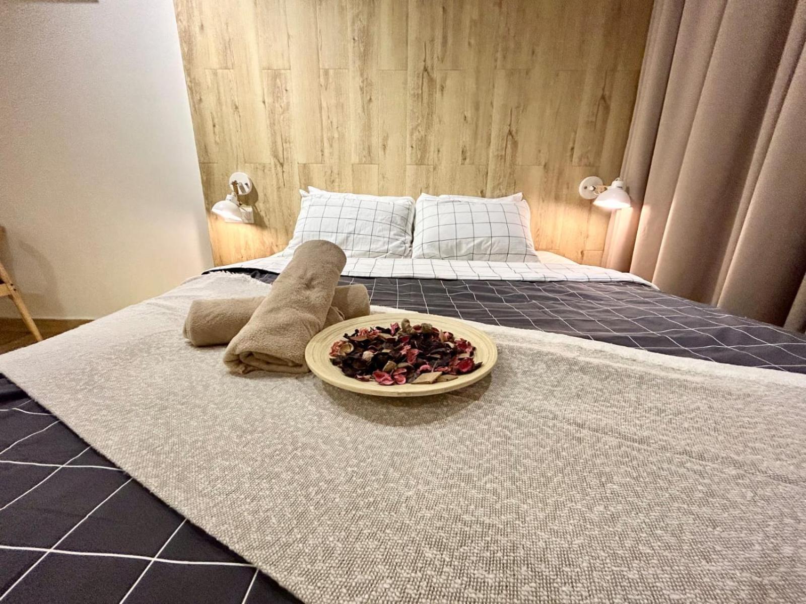 Apartemen Mount Austin Palazio
